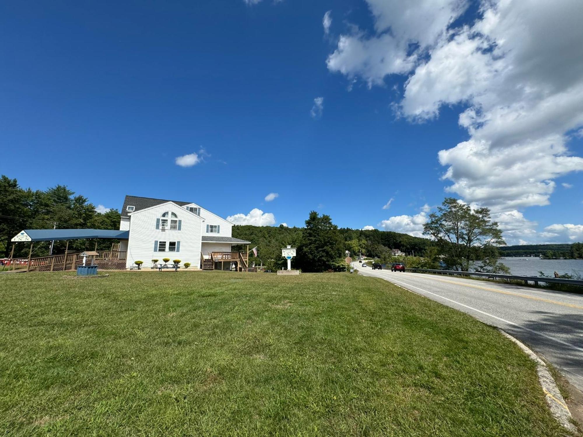 Winnisquam Lake Inn Tilton Exteriér fotografie